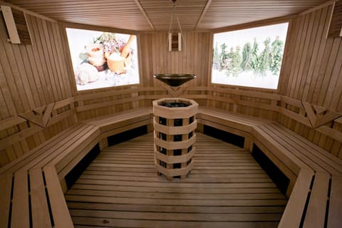 Sauna, Spa and wellness centre/facilities