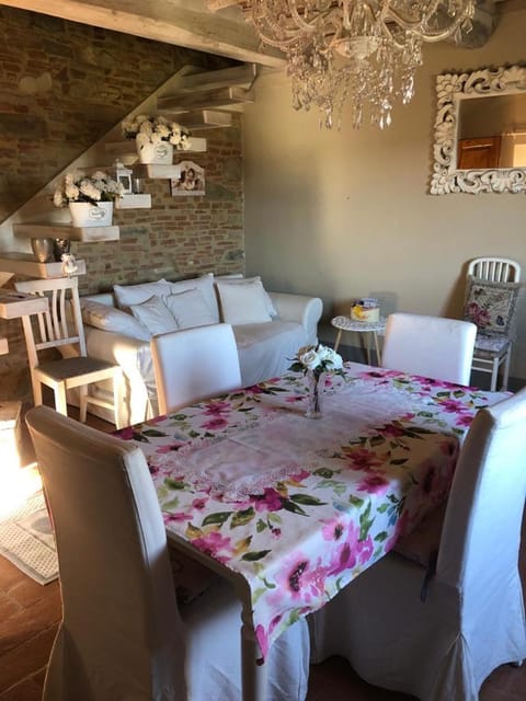 Dolce Cuore luxe apartment chianti florence Małe romantyczne mieszkanie Condo in Castellina in Chianti