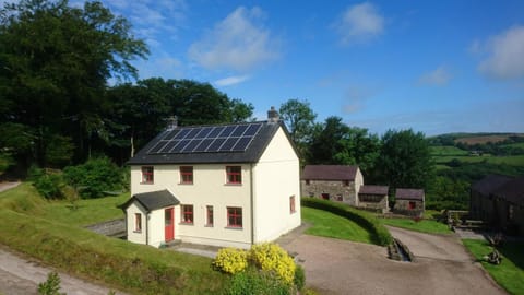 Treberfedd Farm Cottages and Cabins Casa in Wales