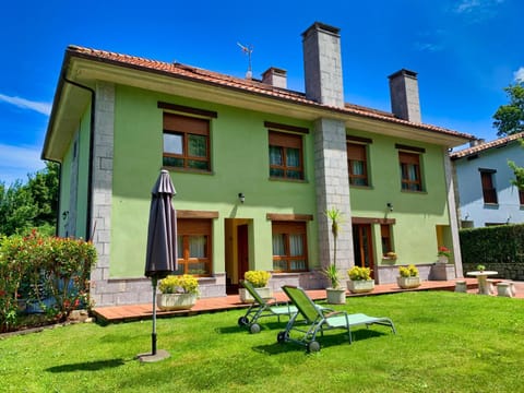 Property building, Garden, Garden view