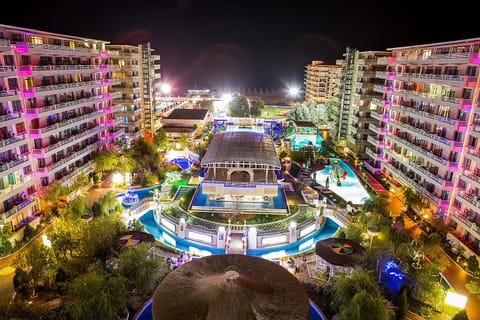 Bird's eye view, Area and facilities