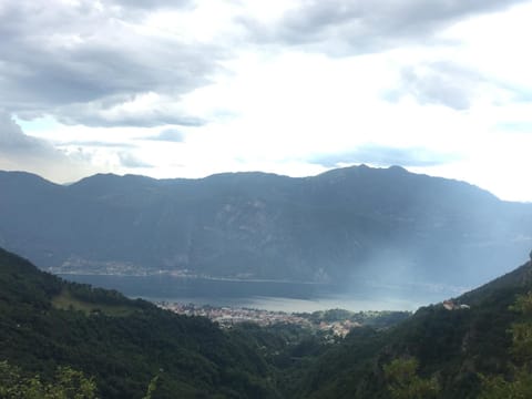 casa stefania Condo in Mandello del Lario