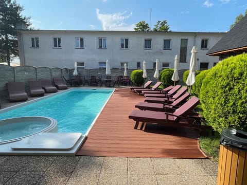 Hot Tub, Balcony/Terrace, Swimming pool