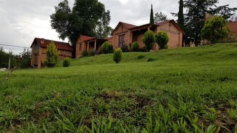 Cabañas villa de San Miguel Nature lodge in Hidalgo, Mexico