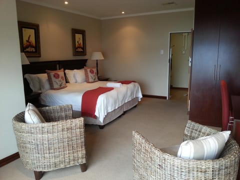 Stirling Manor Boutique Guest House Bed and Breakfast in Gauteng