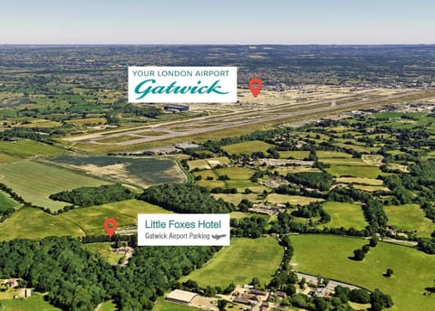 Little Foxes Hotel & Gatwick Airport Parking Hotel in Crawley