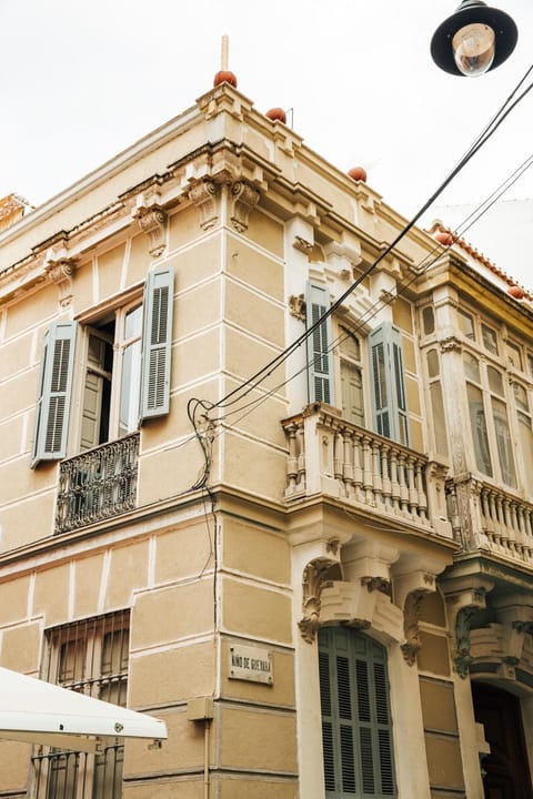 Property building, Facade/entrance