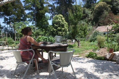 Garden, Dining area