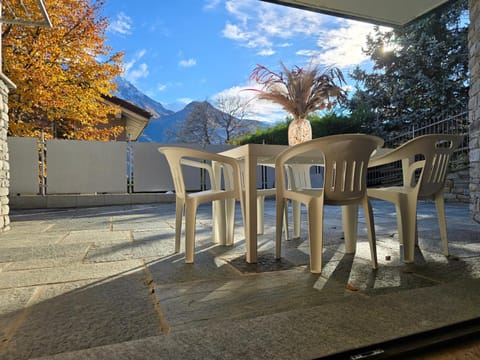 Patio, Natural landscape, Balcony/Terrace, Mountain view