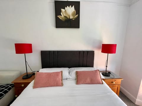 Golden Triangle Rooms Bed and Breakfast in Norwich