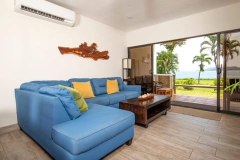 Newly Remodeled Ground-Floor Unit in Flamingo in Front of Beach Maison in Playa Flamingo