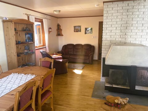 Living room, Photo of the whole room, Seating area, Dining area