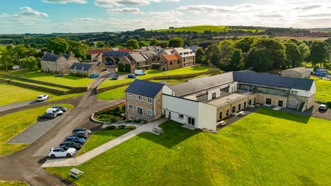 Property building, Natural landscape, Bird's eye view, Parking