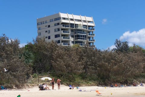 Property building, Bird's eye view, Beach