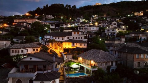 Property building, Night, Neighbourhood, Natural landscape, Bird's eye view, City view, Mountain view, Street view, Swimming pool