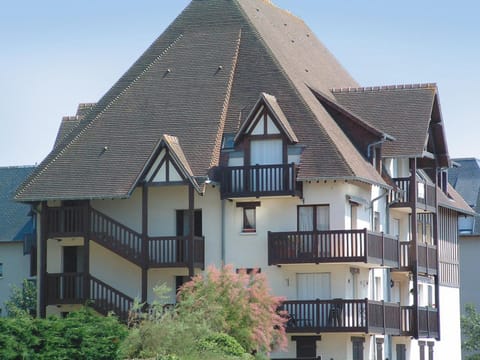 Lagrange Vacances Les Résidences Apartment hotel in Cabourg