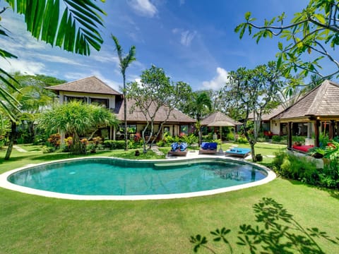 Property building, Patio, Garden, Swimming pool