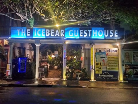 The Icebear Guesthouse Übernachtung mit Frühstück in Negombo