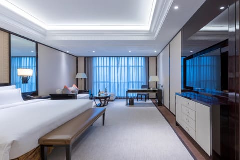 Wyndham Grand Plaza Royale Ningbo Hotel in Zhejiang