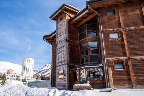 Chalet Weal Aparthotel in Sestriere