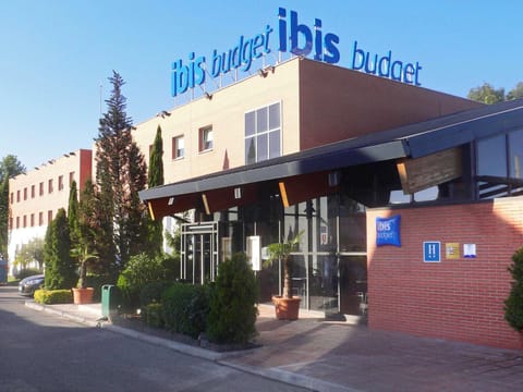 Ibis Budget Madrid Alcalá de Henares La Dehesa Hotel in Alcala de Henares