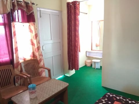 Decent stay near Sanjauli Vacation rental in Shimla