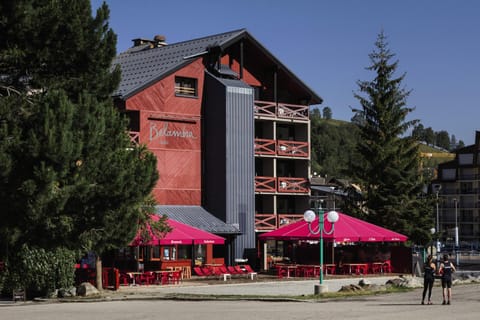 Hôtel Les 2 Alpes L'Orée Des Pistes Hotel in Les Deux Alpes