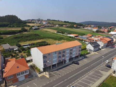 Facade/entrance, Bird's eye view