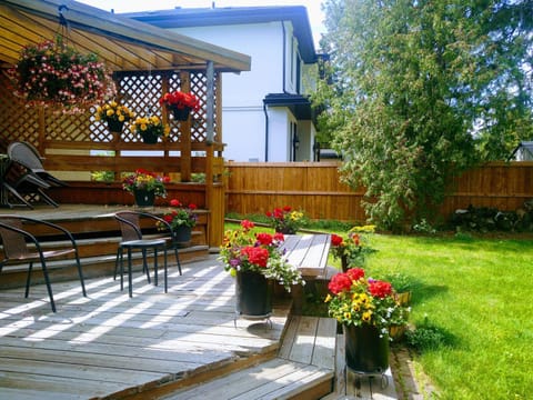 U of A Homestay, Trails & Whyte Ave Holiday rental in Edmonton