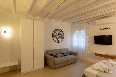 " CASA SAVONAROLA " centro storico House in Padua