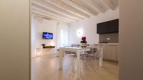 " CASA SAVONAROLA " centro storico House in Padua