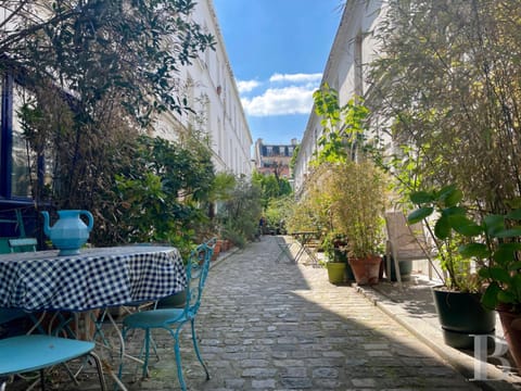 Patio, Spring, Day, Garden, Inner courtyard view