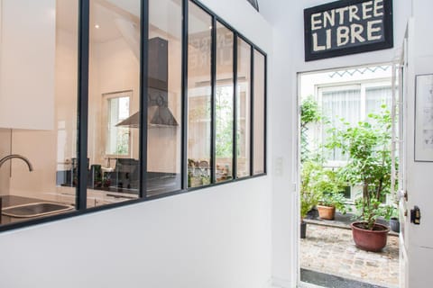 Garden view, kitchen