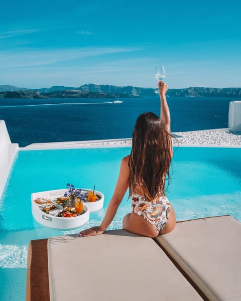 Landmark view, Sea view, Swimming pool