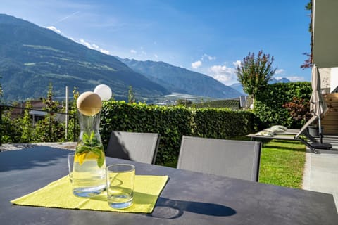 View (from property/room), Balcony/Terrace