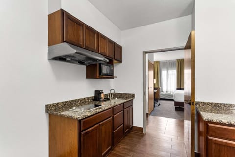 Comfort Inn & Suites Kenosha-Pleasant Prairie Hotel in Pleasant Prairie