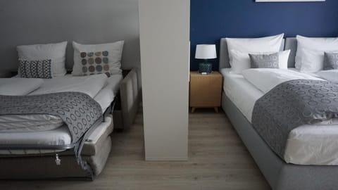 Bed, Photo of the whole room, Bedroom, Family