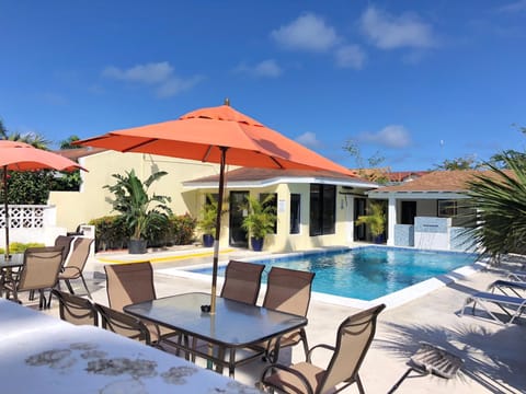 The Oasis Retreat Condominio in Nassau