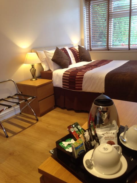 Clay Farm Guest House Bed and Breakfast in Bromley