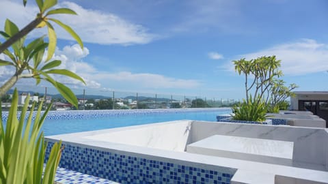 Ferra Hotel and Garden Suites Hotel in Boracay