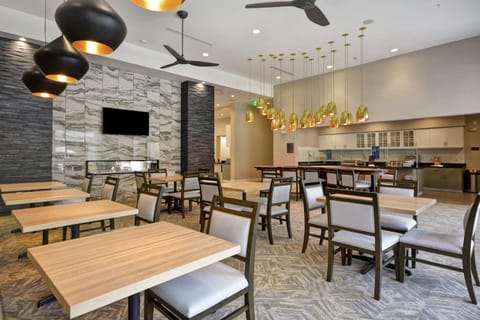 Homewood Suites by Hilton Raleigh Cary I-40 Hôtel in Cary