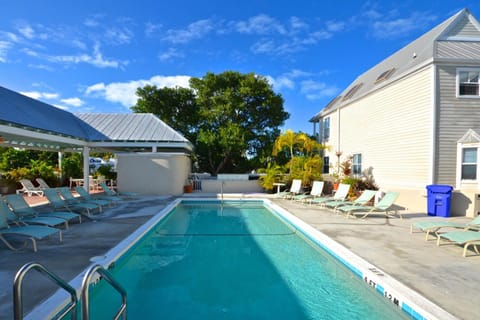 Casa Havana @ Duval Square R22 Apartment in Key West