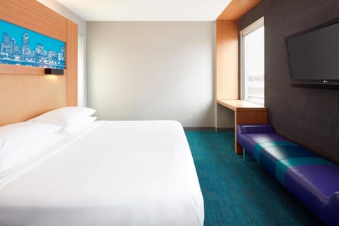Aloft Montreal Airport Hotel in Dorval