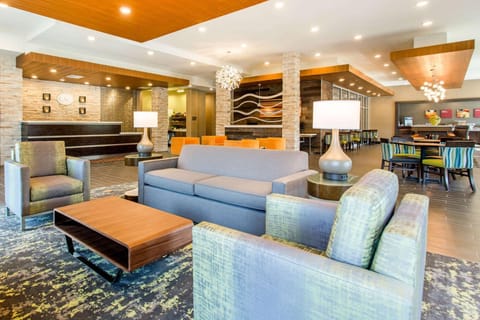 Comfort Suites North Charleston - Ashley Phosphate Hotel in Goose Creek