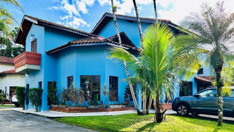 Casa de Praia Riviera de Sao Lourenco - Vilagio House in Bertioga