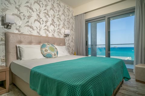 Bed, Photo of the whole room, Bedroom, Sea view