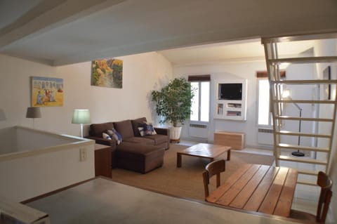 Studio loft avec terrasse centre historique Copropriété in Ajaccio