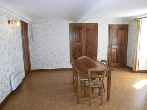 Lou Filadour 1ère Etage 5 personnes Apartment in Piedmont