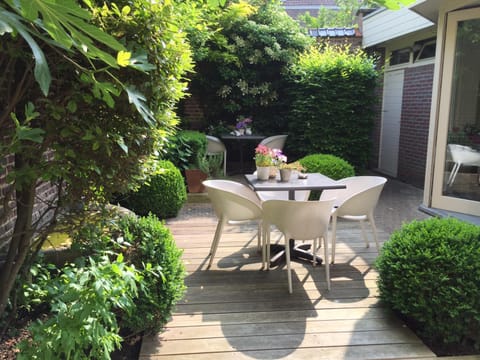 Garden, Balcony/Terrace