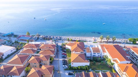 Property building, Natural landscape, Bird's eye view, Sea view